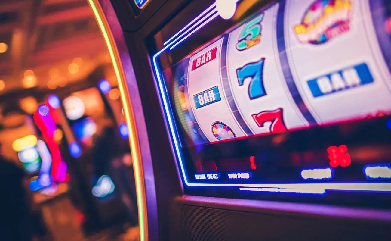 Unlocking the Thrill: Exploring the World of Online Slot Games