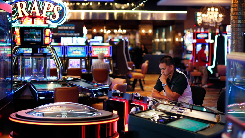 The Thrill of Live Casinos: Bridging Tradition and Innovation