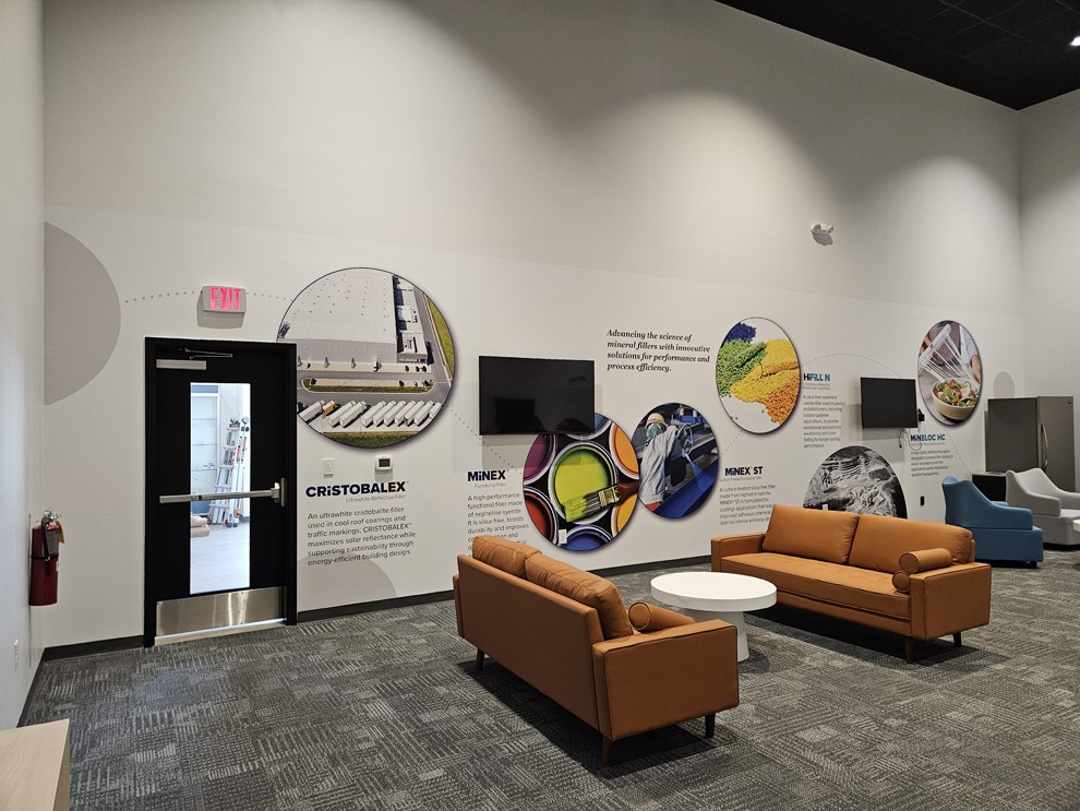 How Can Custom Signs Boost Atlanta Brand Visibility?